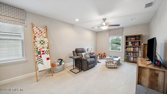 Building Photo - 1120 Persimmon Dr