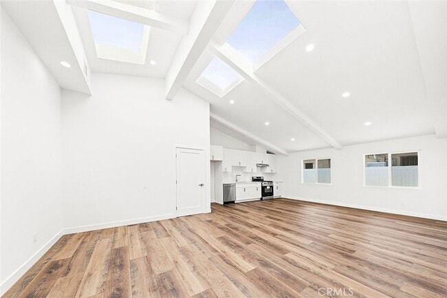 Building Photo - 13010 Hartland St