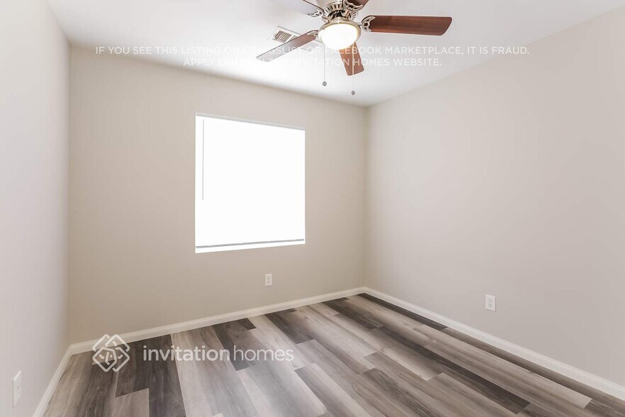 Building Photo - 904 Autumn Royal Ln