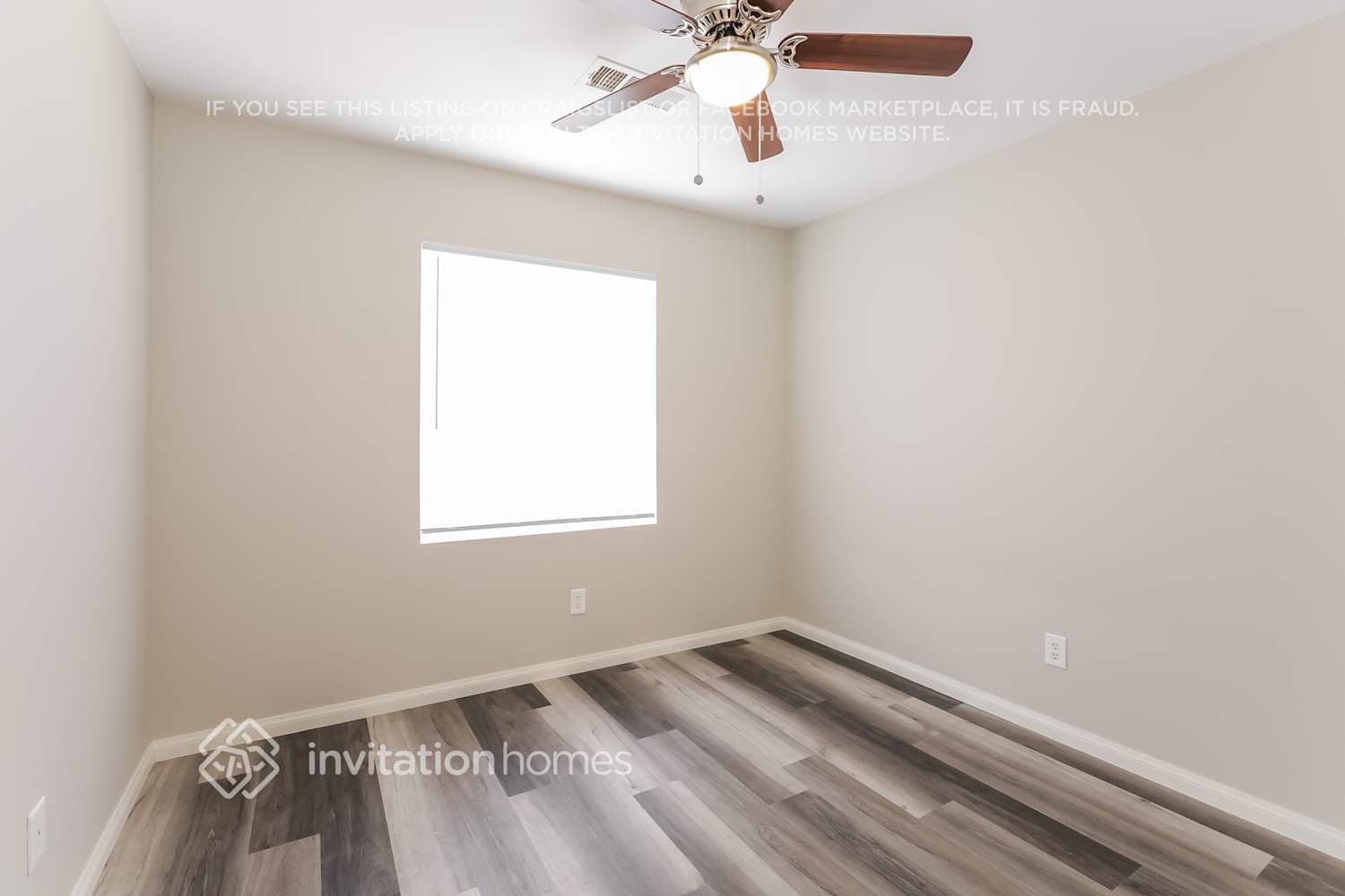 Building Photo - 904 Autumn Royal Ln