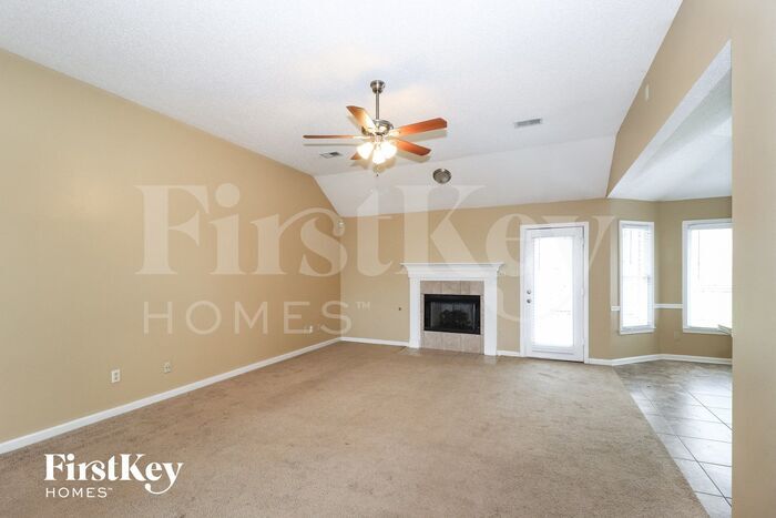 Building Photo - 9330 Sarsen Dr
