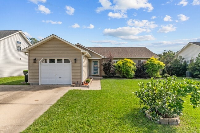 Building Photo - 131 Oakley Dr