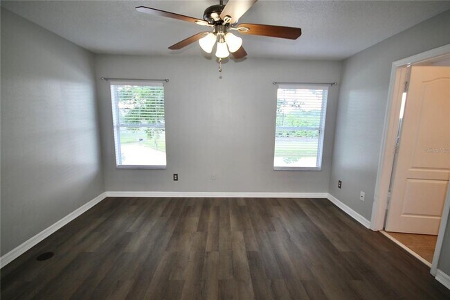 Building Photo - 3773 Clubside Pointe Dr