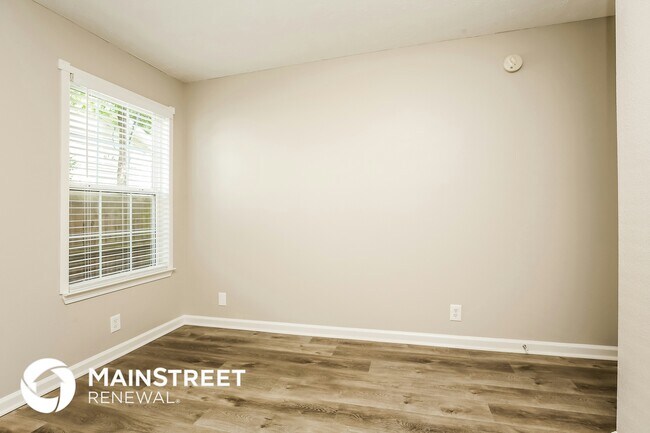 Building Photo - 836 Lavergne Ln