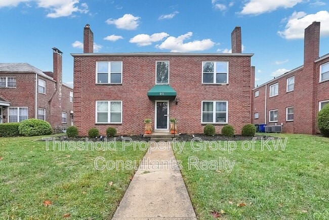 Primary Photo - 851 Kenwick Rd