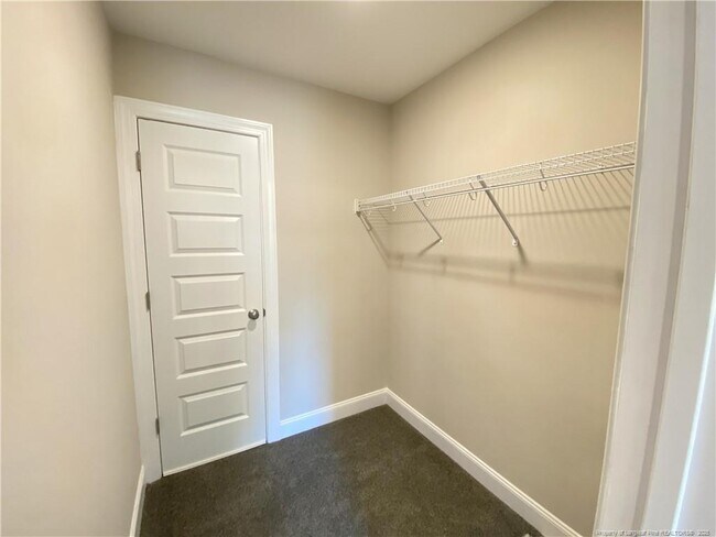 Building Photo - 616 Courtland Dr