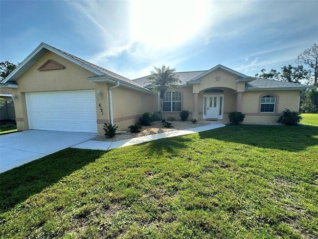 Primary Photo - 6121 Surf Ave