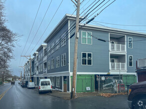 Building Photo - 247 Washington Ave
