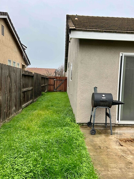 Building Photo - 5412 Etherington Ct