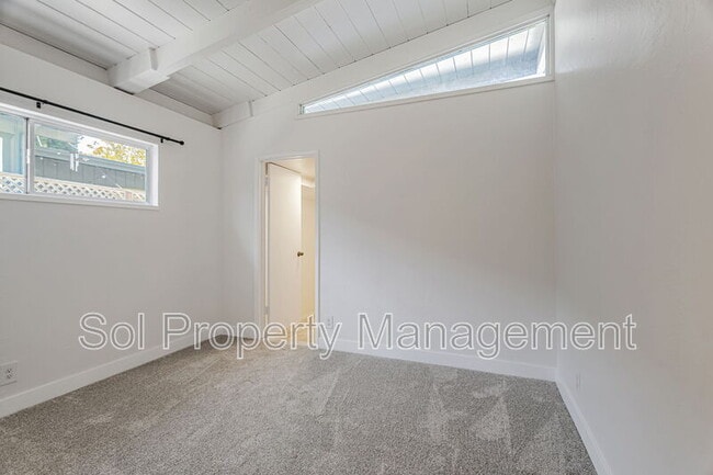 Building Photo - 417 Belle Monti Ct