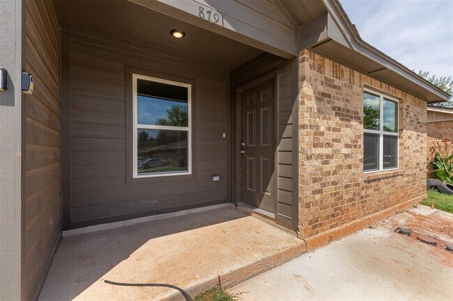 Building Photo - 8787 St George Way