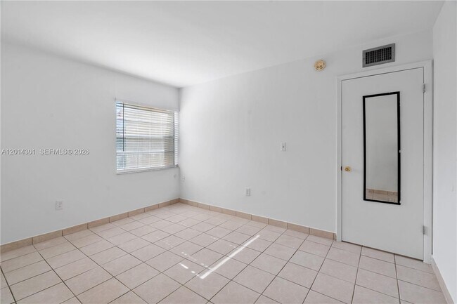 Building Photo - 9390 W Flagler St