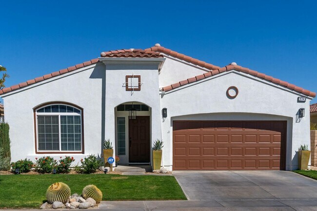 Building Photo - 2090 Savanna Way