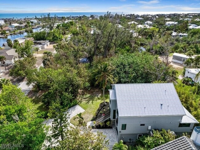 Building Photo - 939 Beach Rd
