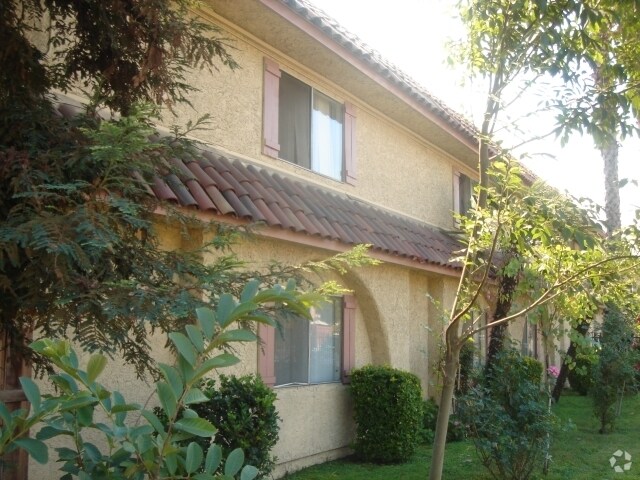 Building Photo - Villa Nuha Apartments