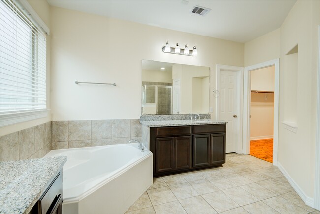Building Photo - 4214 Brannon Branch Ct