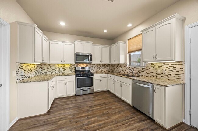 Building Photo - 17414 Aldenwilds Ln