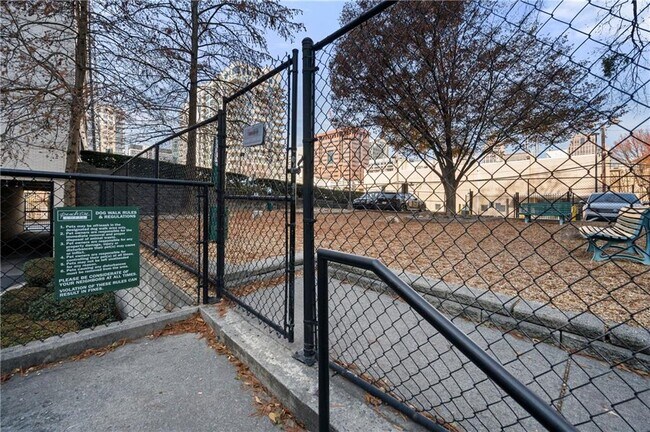 Building Photo - 878 Peachtree St NE
