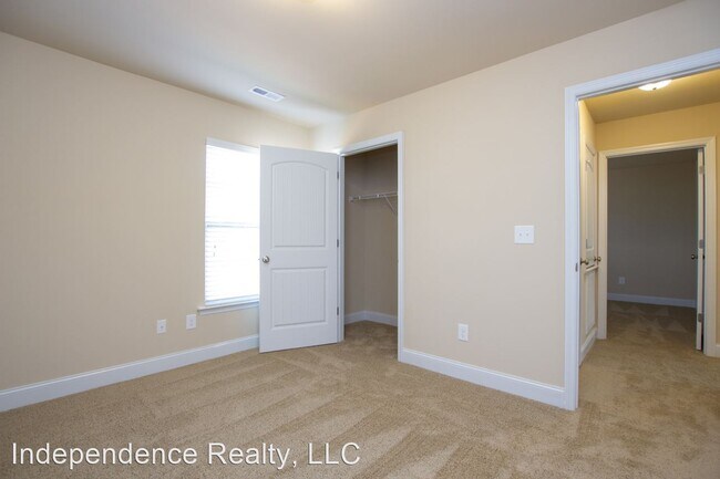 Building Photo - 3 br, 2 bath House - 335 Mertle Drive