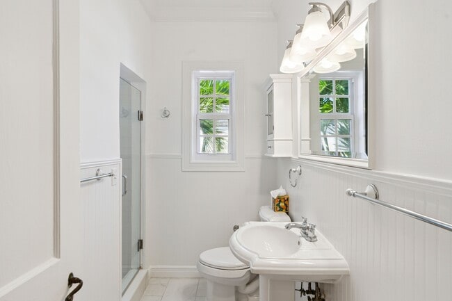 Building Photo - 151 S County Rd