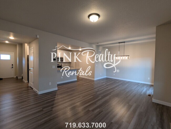 Building Photo - 6259 Godwit Ln