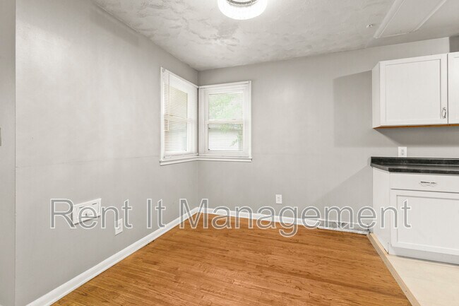 Building Photo - 3912 Curtis Ave