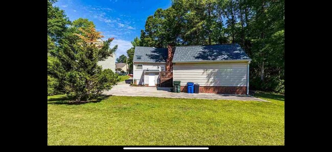 Building Photo - 4512 Emmit Dr