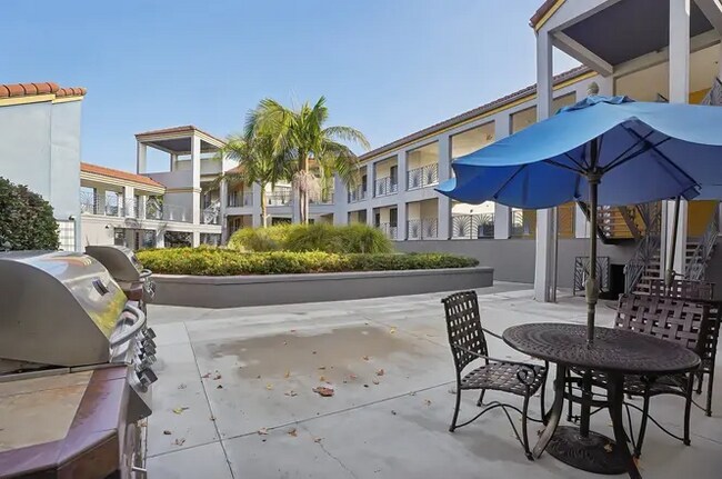 Building Photo - Chadron Apartment