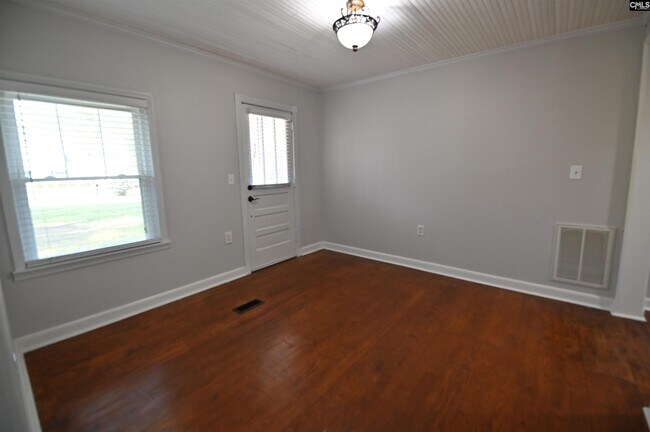Building Photo - 217 Forest Bickley Rd