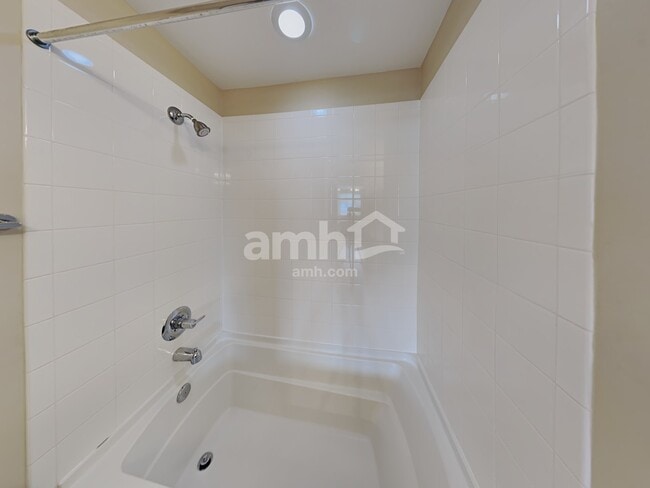 Building Photo - 10063 Salida St