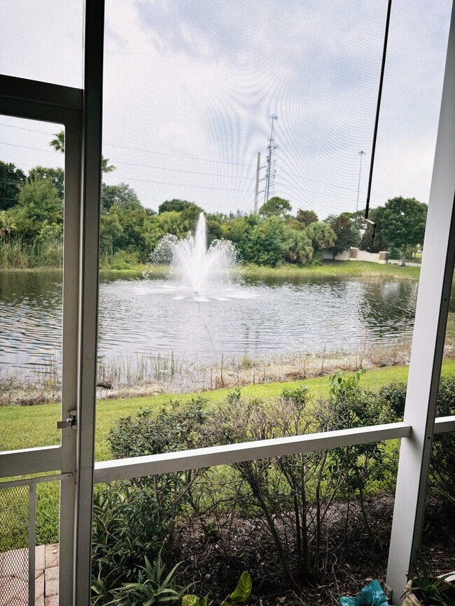 Building Photo - 7554 SW Herrington Ln