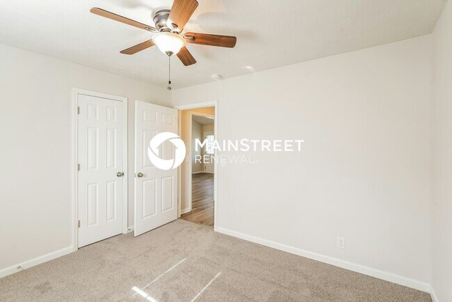 Building Photo - 3 Bedroom Pet-Friendly Home in Madison, TN with Main Street Renewal