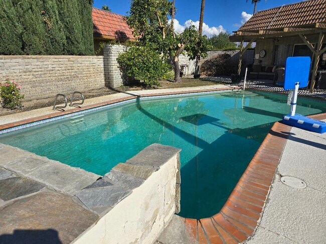 Building Photo - 38811 Tandika Trail N