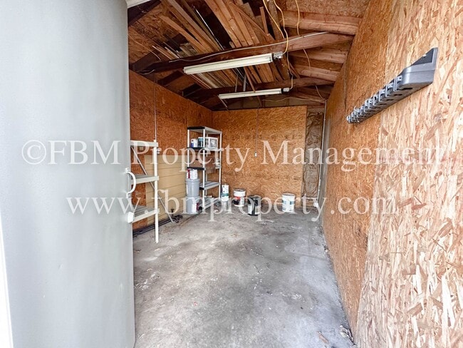 Building Photo - 3701 Emhouse Rd