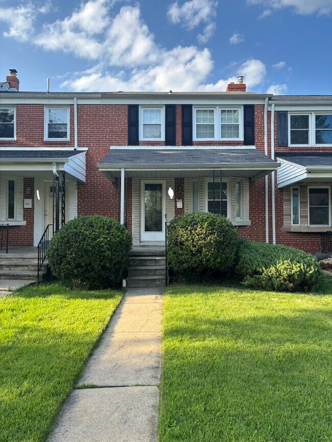 Building Photo - 3 bedrooms in 21239