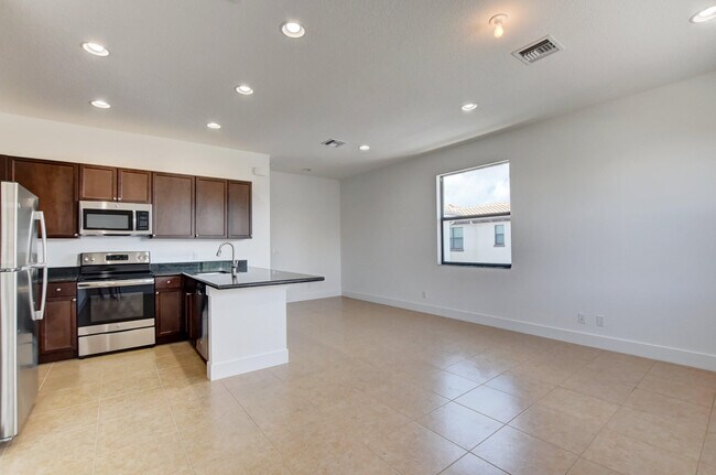 Building Photo - 4029 Faraday Wy