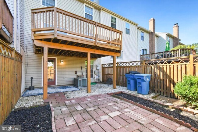 Building Photo - 6022 Phlox Ct