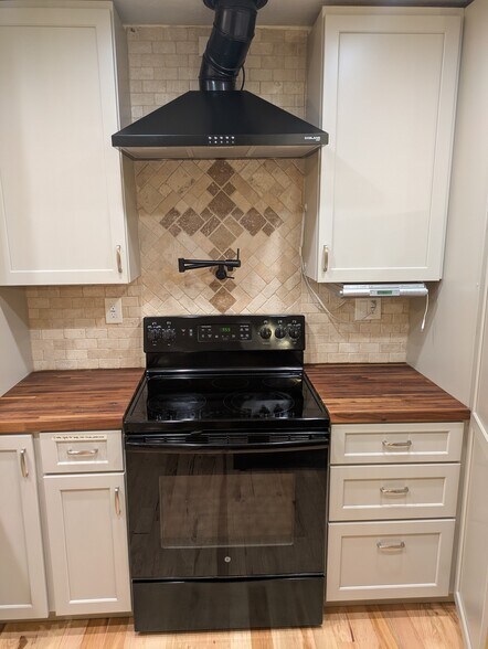 Building Photo - 103 Wingfield Dr