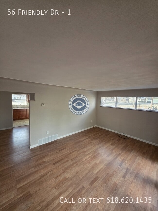 Building Photo - 56 Friendly Dr