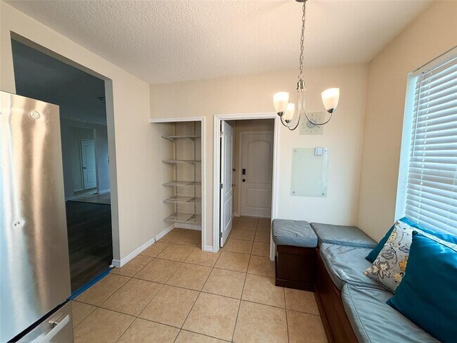 Building Photo - 2203 Anoka Way