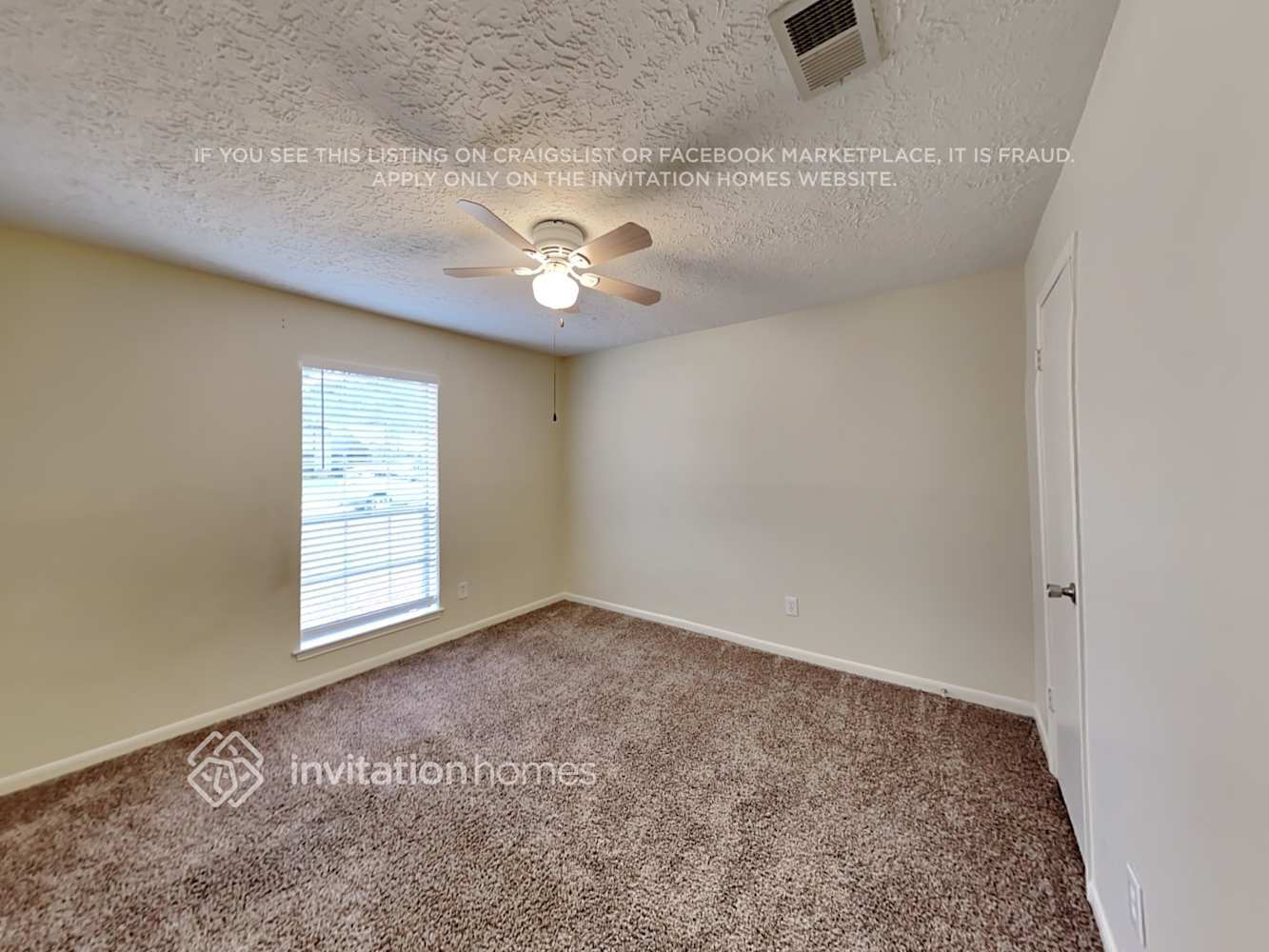 Building Photo - 16915 Bally Castle Dr
