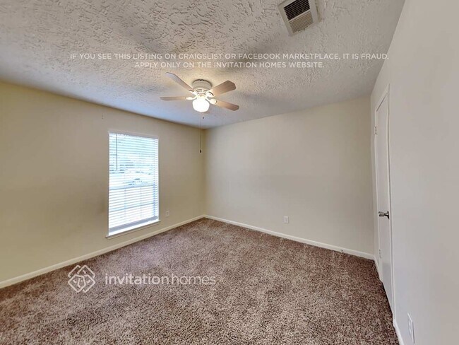 Building Photo - 16915 Bally Castle Dr