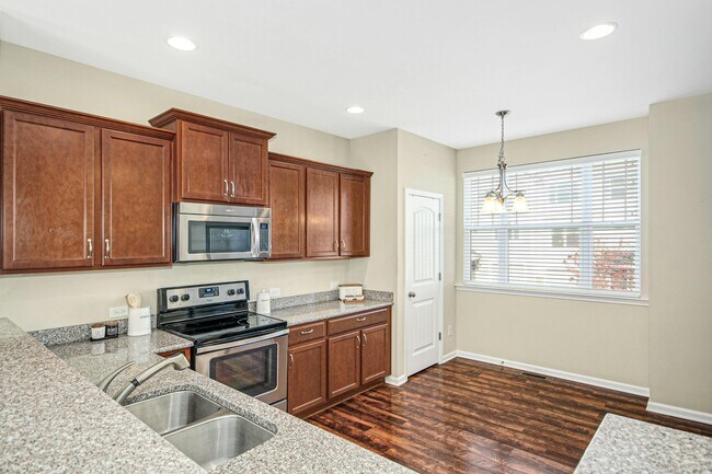 Building Photo - 4 Prairie View Ct