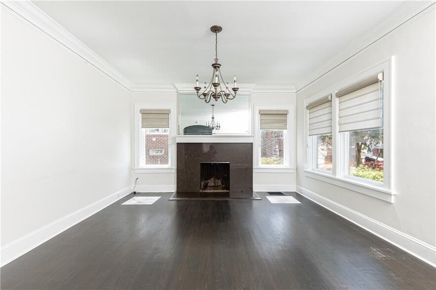 Building Photo - 1022 Reeder Cir NE