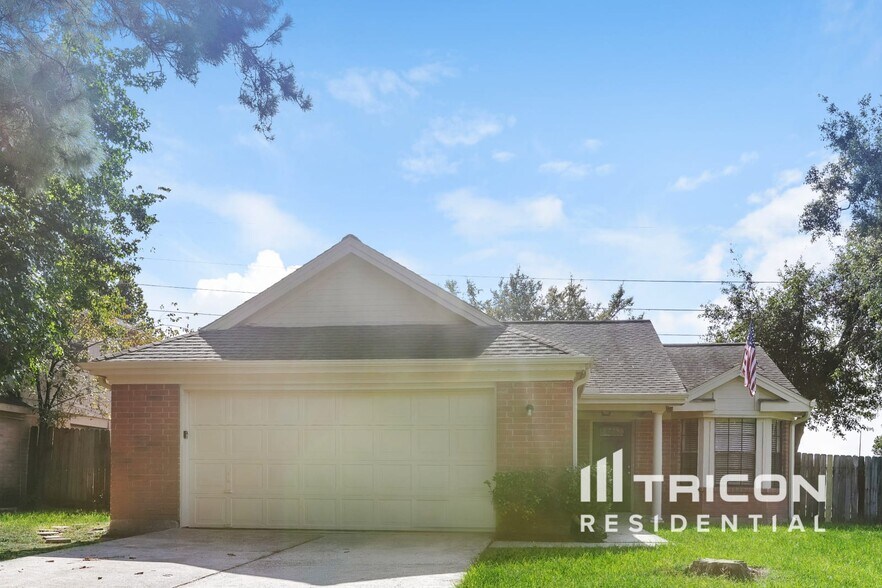Building Photo - 24027 Leathergate Dr