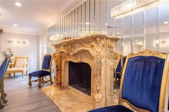 Building Photo - 18834 Devonshire St