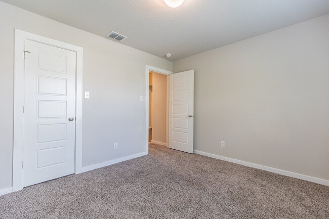 Building Photo - 10583 Penelope Way