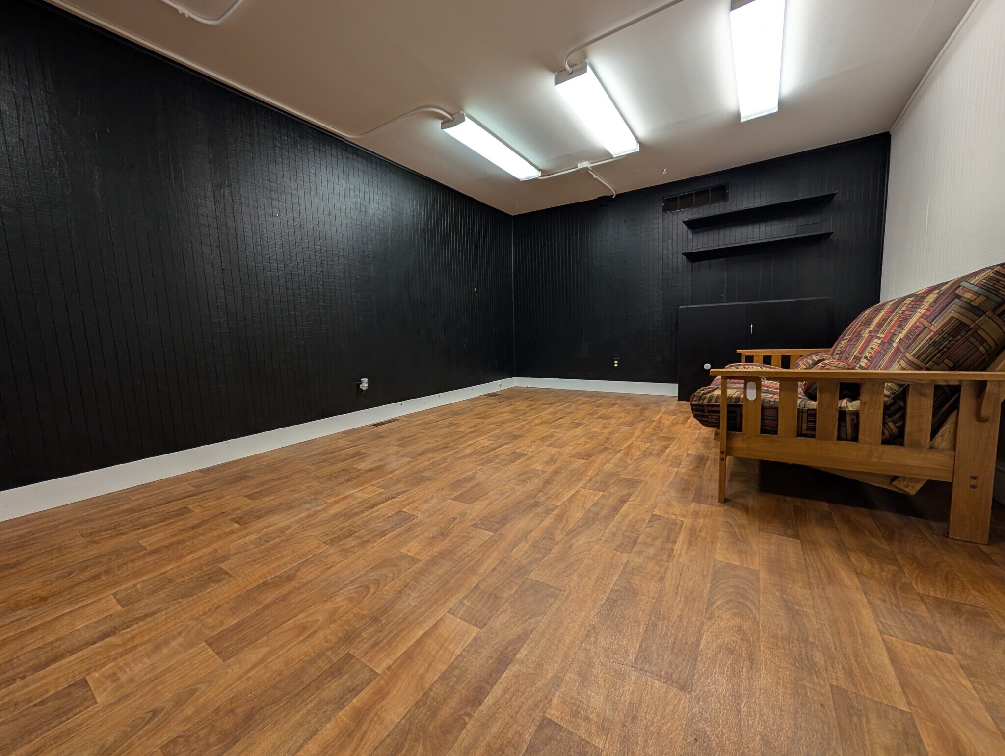 Building Photo - 316 Chicago Rd