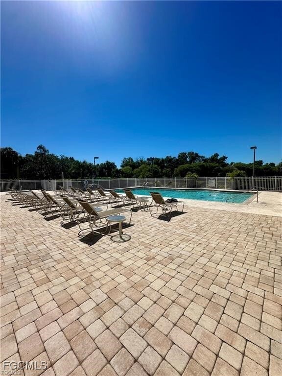 Building Photo - 6321 Aragon Way