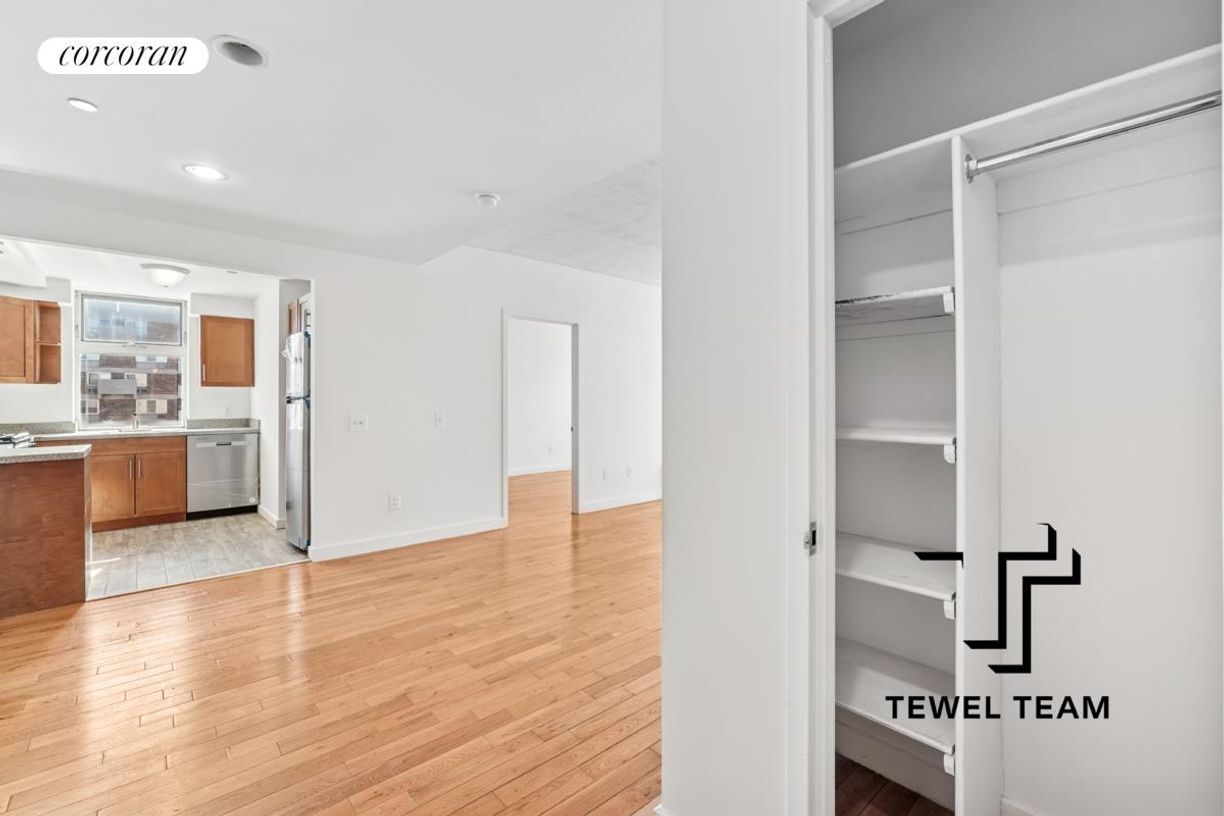 Building Photo - 32 W 139th St